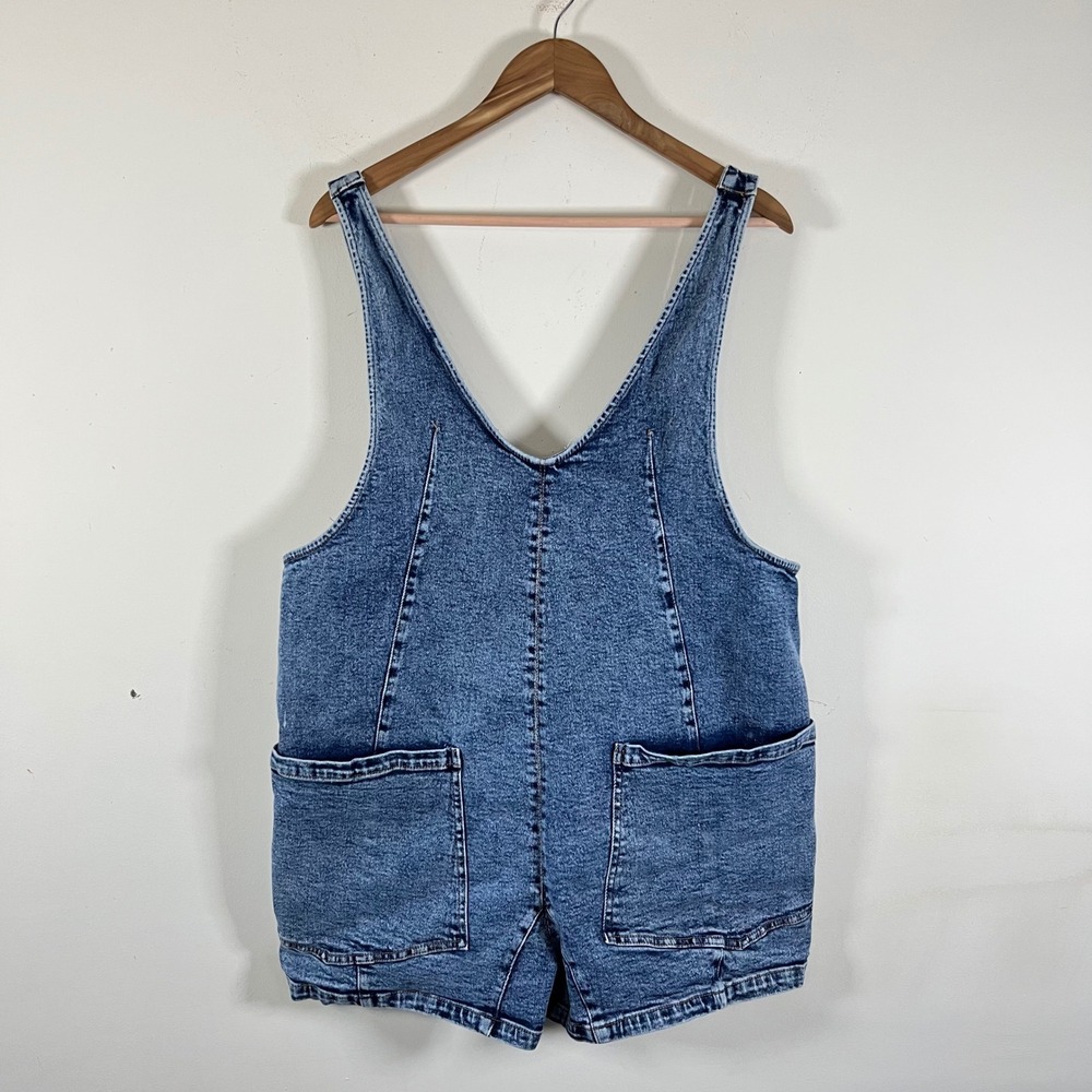 Better Be Denim Short Overalls Acid Wash Loose Scoop Neckline Pockets Medium